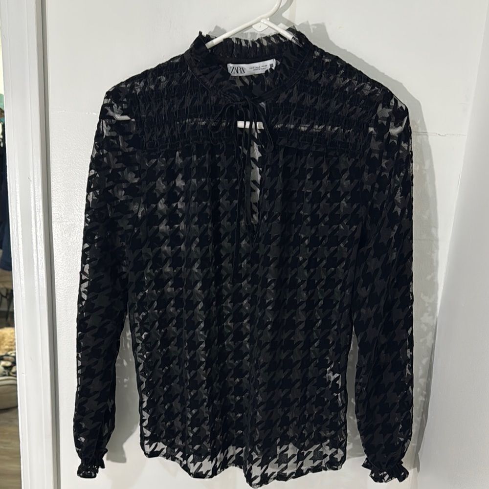 Zara Black Ribbed Buttoned Blouse with Mandarin Collar Size S